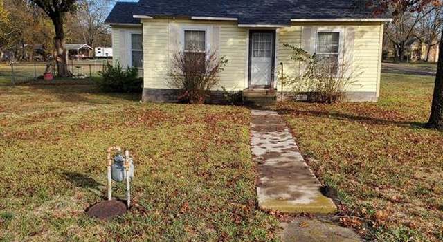 Photo of 602 Sunset St, Roxton, TX 75477