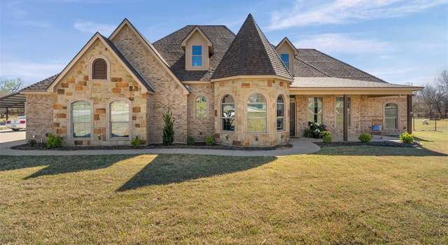 Photo of 177 Brook Hollow Ln, Weatherford, TX 76088