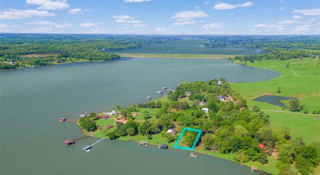 Photo of 99 Rocky Point Rd, Mount Vernon, TX 75457