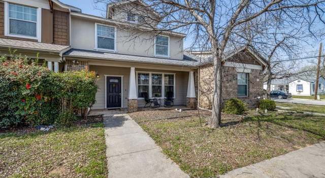 Photo of 720 N Center St, Arlington, TX 76011