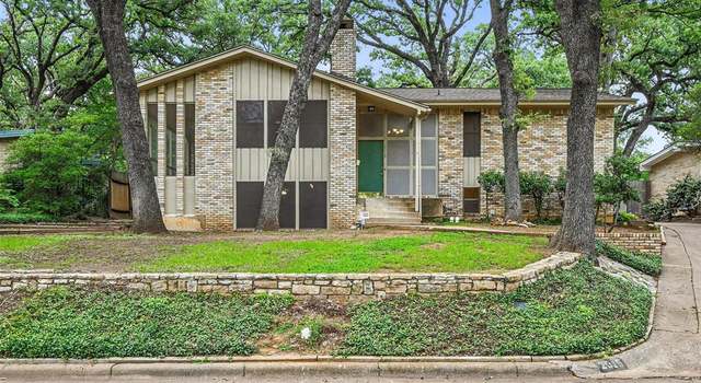 Photo of 2015 Mill Creek Dr, Arlington, TX 76010