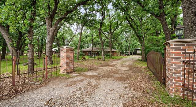 Property at 212 S Pearson Ln, Keller, TX 76248, 3 beds, 2 baths