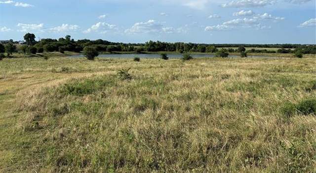 Photo of 7225 N Hickory Rd, Krum, TX 76249
