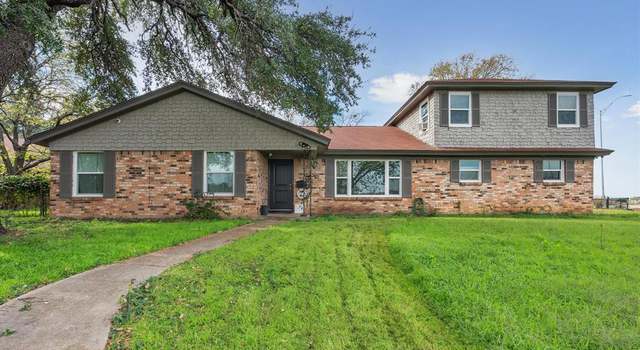 Photo of 1300 Cloverdale Dr, Fort Worth, TX 76134