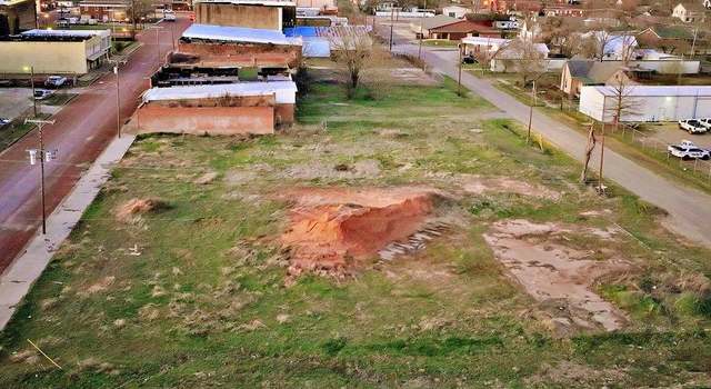Photo of 200 S 6th St, Honey Grove, TX 75446