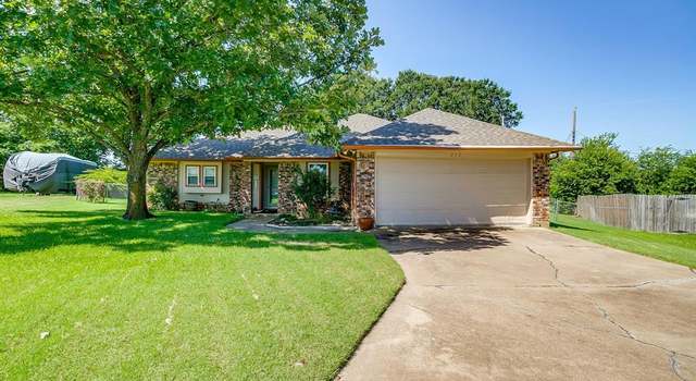 Photo of 212 Marie Ct, Joshua, TX 76058