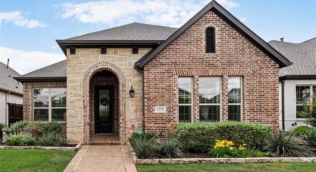 Photo of 4710 Blackwood Cross Ln, Arlington, TX 76005