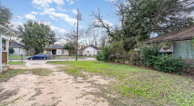 Photo of 2617 Dathe St, Dallas, TX 75215