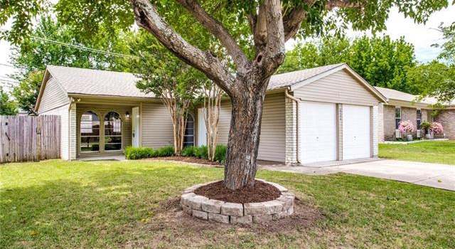 Photo of 6204 Kary Lynn Dr S, Watauga, TX 76148