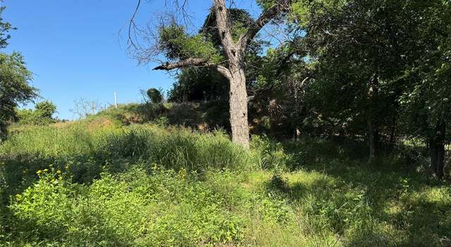 Photo of 7056 Cherokee Trl, Weatherford, TX 76087