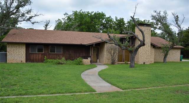 Photo of 1807 N Horton, Goldthwaite, TX 76844