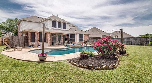 Photo of 2 Cortina Ct, Mansfield, TX 76063