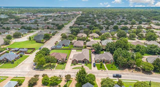Photo of 503 Northgate Dr, Waxahachie, TX 75165