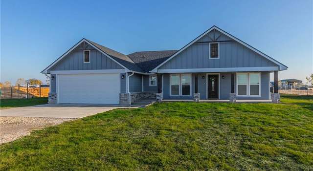 Photo of 319 W Weinberger Rd, West, TX 76691