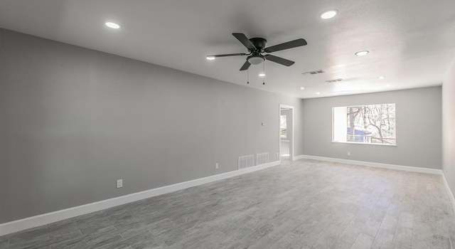 Photo of 722 S Walker St, Mesquite, TX 75149