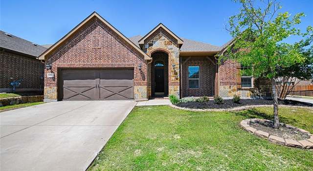 Photo of 233 Cross Fox Ln, Aledo, TX 76008