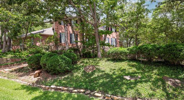 Photo of 302 W Charlottesville Ave, Colleyville, TX 76034