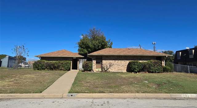 Photo of 3704 Cibolo Dr, Fort Worth, TX 76133