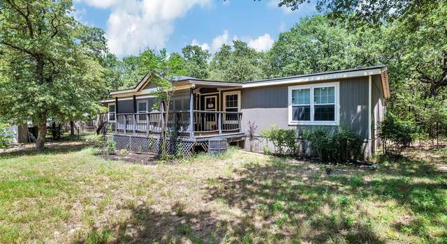 Photo of 126 Bolt Ct, Boyd, TX 76023