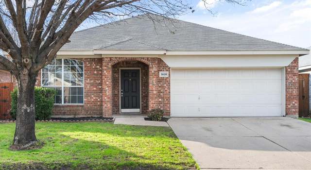 Photo of 3628 Cattlebaron Dr, Fort Worth, TX 76262