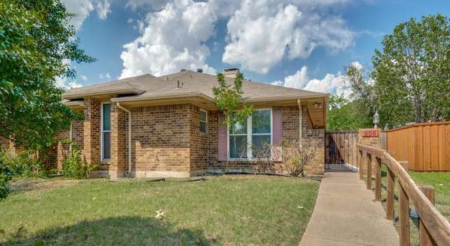 Property at 806 Saint Paul Ct, Richardson, TX 75080, 3 beds, 3 baths