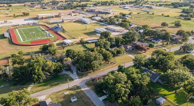 Photo of 528 Maple St, Paradise, TX 76073