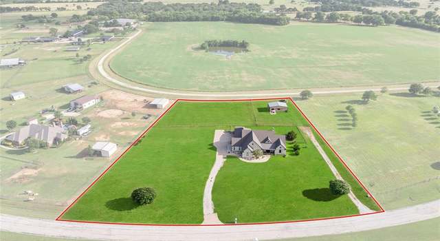 Photo of 10040 Horseshoe Nail Rd, Pilot Point, TX 76258
