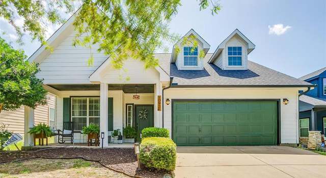 Photo of 10924 Caldwell Ln, Fort Worth, TX 76179