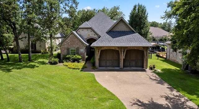 Property at 102 Carmel Pl, Mabank, TX 75156, 3 beds, 2 baths