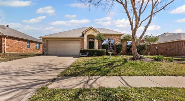 Photo of 908 Sycamore St, Burleson, TX 76028