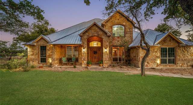 Photo of 137 Silver Saddle Cir, Weatherford, TX 76087