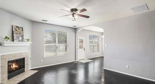 Photo of 11904 Brown Fox Dr, Fort Worth, TX 76244