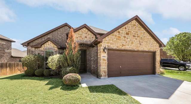 Photo of 10816 Thorngrove Ct, Fort Worth, TX 76052