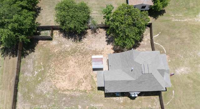 Photo of 101 S Walnut St, Petrolia, TX 76377