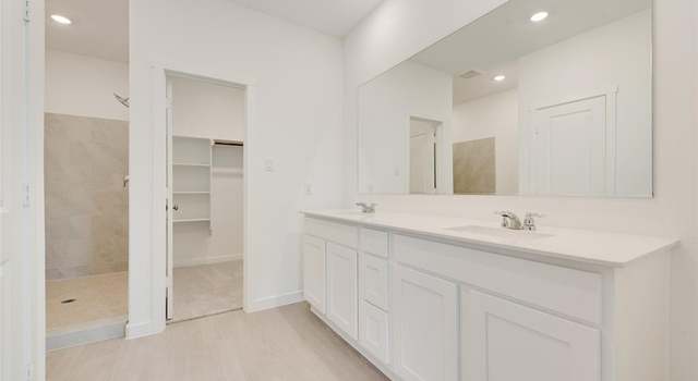 Photo of 2613 Wispy Creek Dr, Fort Worth, TX 76108