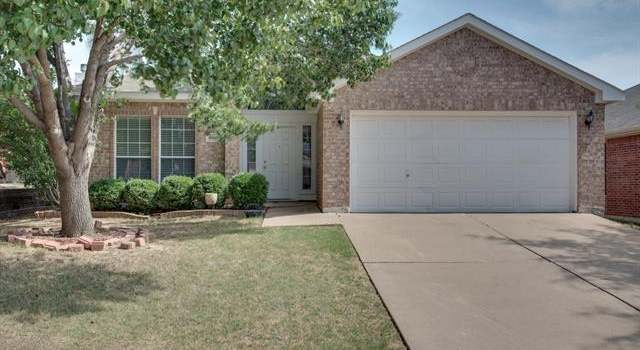 Photo of 4925 Diamond Trace Trl, Fort Worth, TX 76244