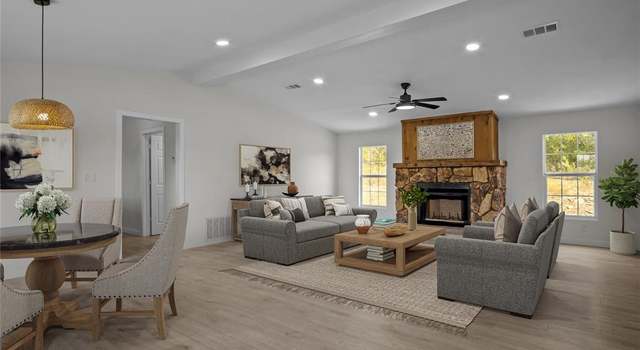 Property at 3426 Cedar Dr, Granbury, TX 76048, 3 beds, 2 baths