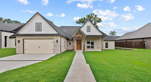 Photo of 150 Bent Oak Dr, Pottsboro, TX 75076