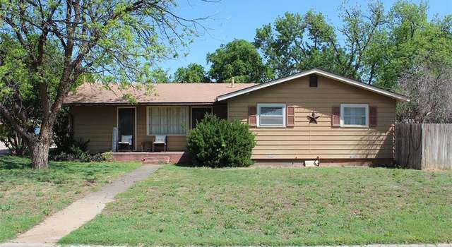 Photo of 1281 W Eden St, Munday, TX 76371