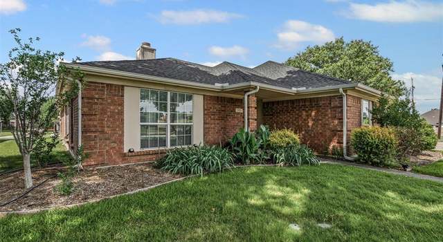 Photo of 1501 Summerwind Ln, Lewisville, TX 75077