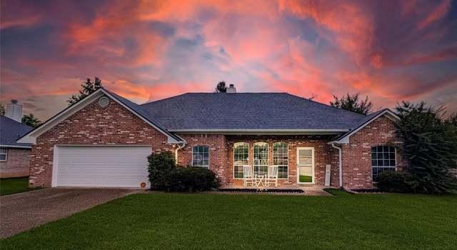 Photo of 114 Bluebird Ln, Whitehouse, TX 75791
