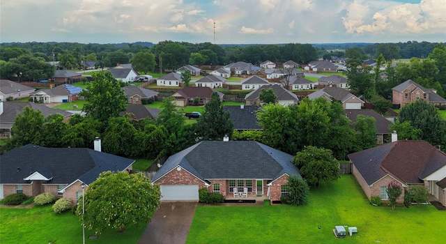 Photo of 114 Bluebird Ln, Whitehouse, TX 75791
