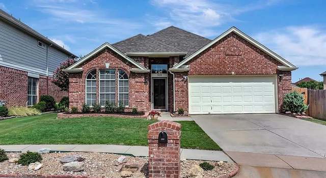 Photo of 7878 Parkmount Ct, Fort Worth, TX 76137