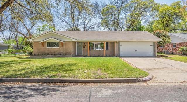Photo of 6955 Pinon St, Fort Worth, TX 76116