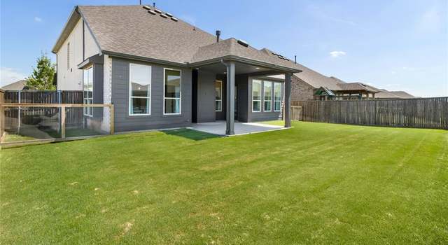 Photo of 1604 Berry Ridge Trl, Aubrey, TX 76227