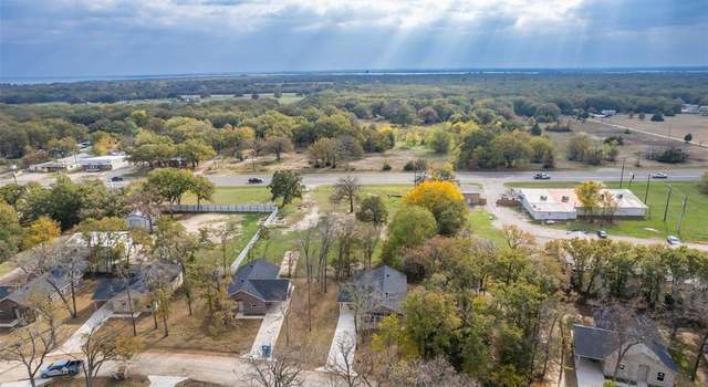 Photo of 921 Hillburn Dr, West Tawakoni, TX 75474