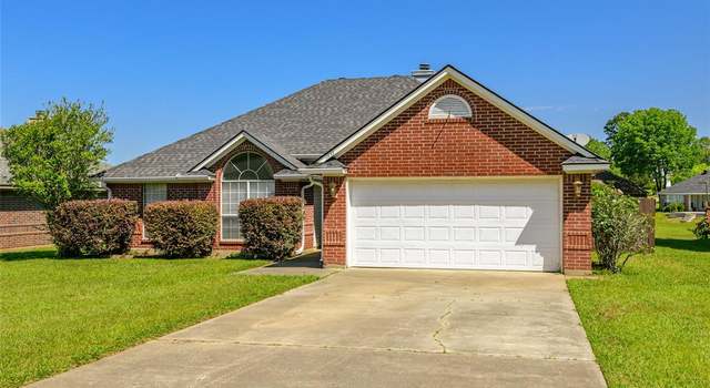 Photo of 3833 Lakeside Dr, Shreveport, LA 71119