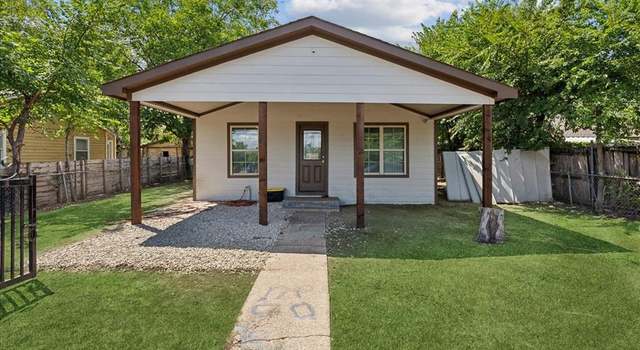Photo of 4400 Hilldale Rd, Fort Worth, TX 76119