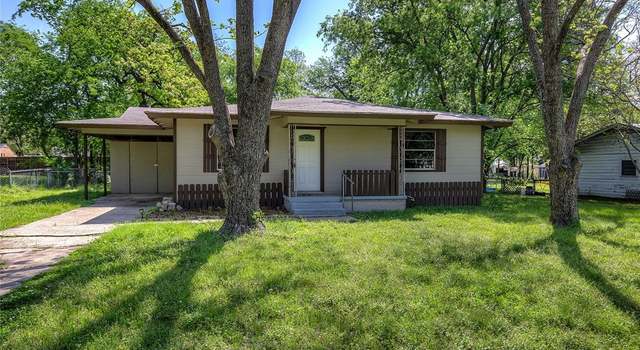 Photo of 834 Cranford St, Sulphur Springs, TX 75482