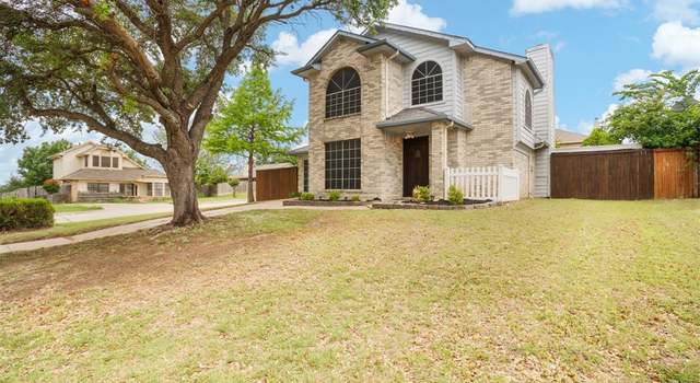 Photo of 10232 Blue Bell Dr, Fort Worth, TX 76108